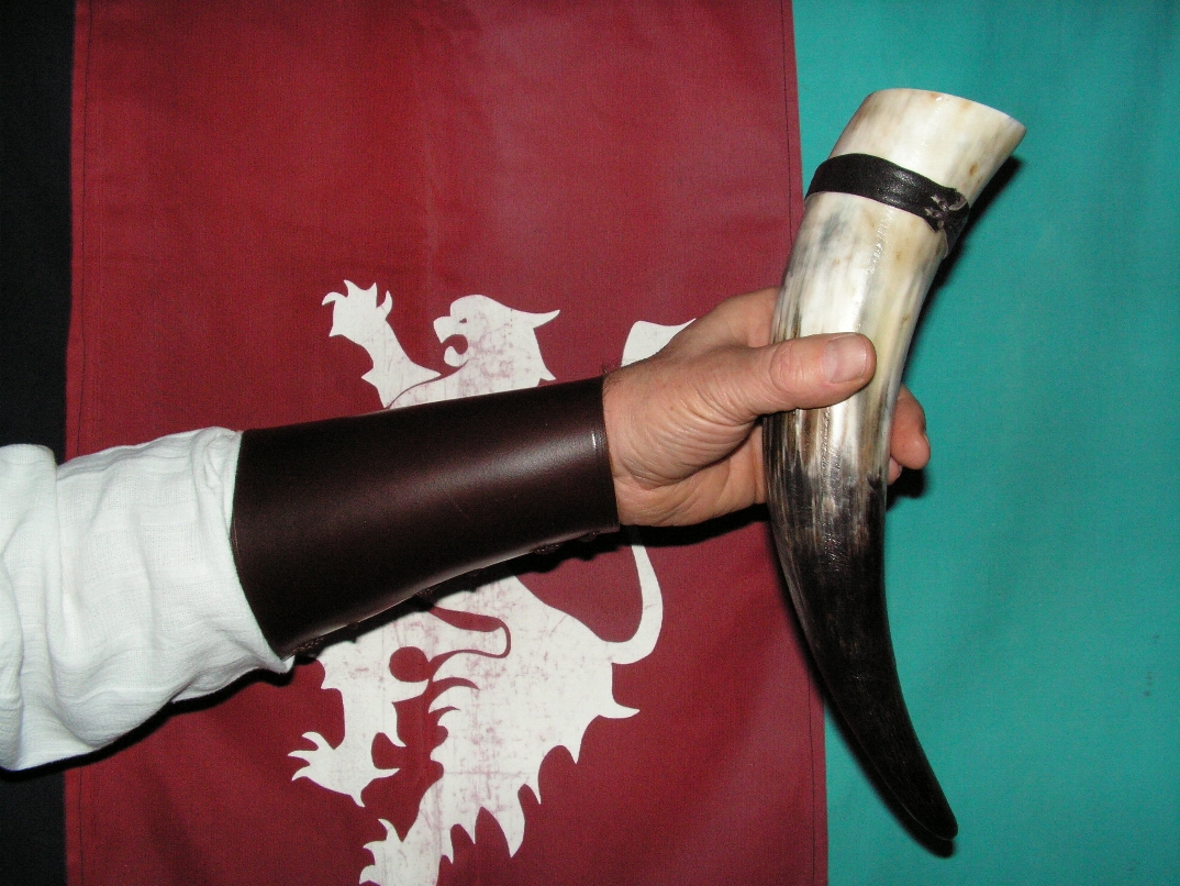 bracelet medieval